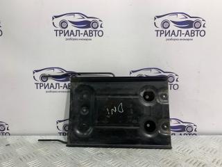 Запчасть площадка аккумулятора (акб) Suzuki Grand Vitara