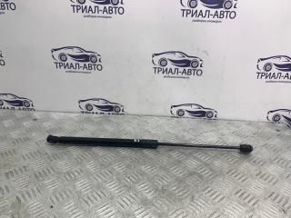 Запчасть амортизатор капота Audi Q7