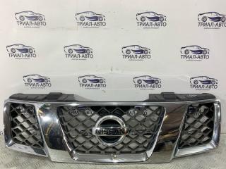 Запчасть решетка центральная в бампер Nissan Pathfinder 2007