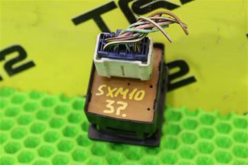 Блок управления зеркалами Ipsum SXM10