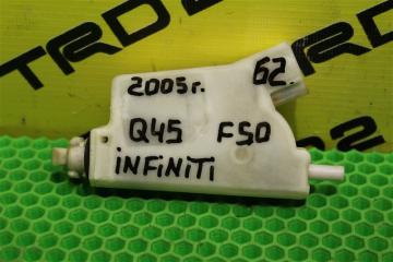 Запчасть замок лючка бензобака Infiniti Q45