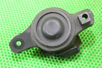 Подушка двигателя левая Subaru Forester SJ5 FB20B Подушка двигателя левая Subaru Forester SJ5 FB20B