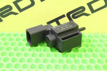 Клапан вакуумный Volkswagen Passat B6 BVY Клапан вакуумный Volkswagen Passat B6 BVY