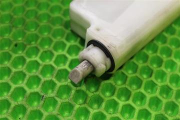 Замок лючка бензобака M35 2007 Y50 VQ35DE