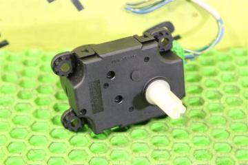 Сервопривод заслонки печки Mitsubishi ASX GA3W 4B11 Сервопривод заслонки печки Mitsubishi ASX GA3W 4B11
