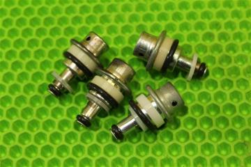 Регулятор давления топлива RX350 2009 GSU35 2GR-FE Регулятор давления топлива RX350 2009 GSU35 2GR-FE