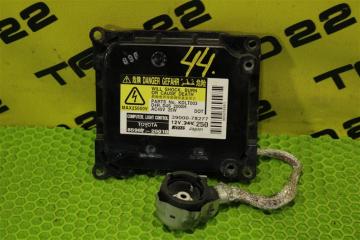 Блок ксенона Toyota Noah 2011
