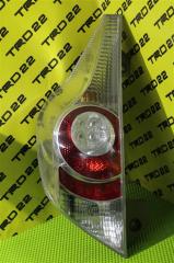 Запчасть задний фонарь левый Toyota Aqua 2012