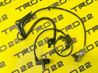 Запчасть датчик abs передний правый Toyota Caldina 2000