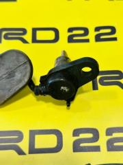 Датчик abs задний правый Mazda Demio DW5W B5 Датчик abs задний правый Mazda Demio DW5W B5