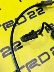 Датчик abs передний левый Subaru Legacy BE5 EJ20 Датчик abs передний левый Subaru Legacy BE5 EJ20