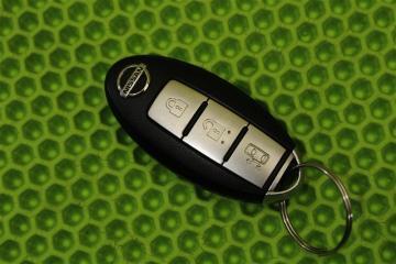 Запчасть ключ зажигания Nissan Serena 2008