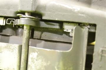 Суппорт тормозной передний GS350 2010 GRS196 2GR-FSE