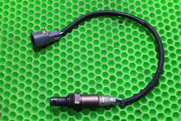 Датчик кислородный Toyota Voxy 2005