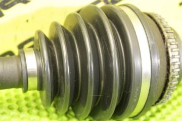 Привод передний правый Corolla 2004 ZZE121 3ZZ-FE