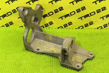 Фото запчасти кронштейн привода передний правый Nissan X-Trail 2010 контрактная запчасть Запчасть кронштейн привода передний правый Nissan X-Trail 2010