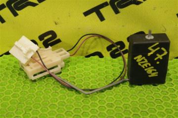 Датчик уровня топлива Toyota Corolla  Fielder 2016