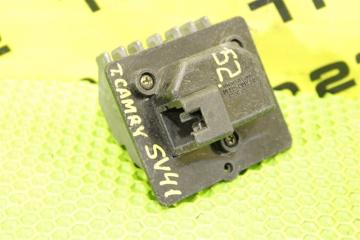 Реостат печки Toyota Camry 1997 контрактная Реостат печки Toyota Camry 1997