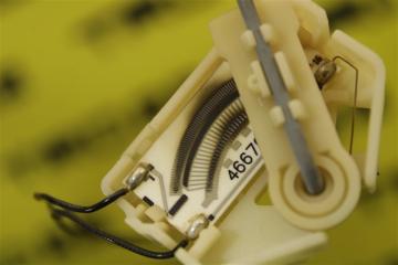 Датчик уровня топлива March 2007 AK12 CR12DE