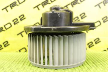 Мотор печки Vista 2002 ZZV50 1ZZ-FE