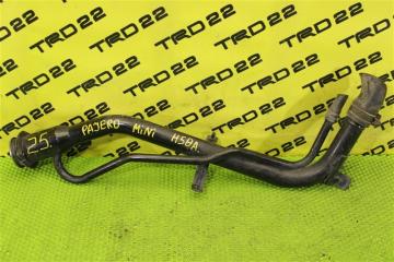 Горловина топливного бака Mitsubishi Pajero Mini 2009