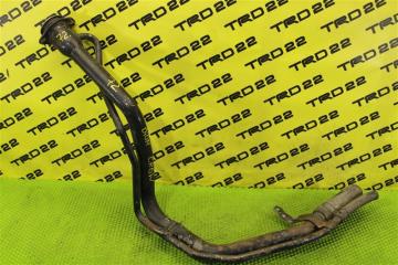 Горловина топливного бака Mitsubishi Dion 2004