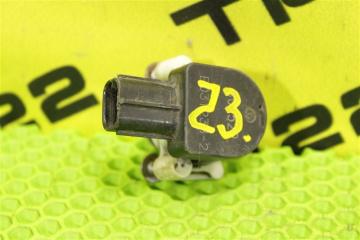 Фото запчасти датчик высоты дорожного просвета Lexus RX350 2014 контрактная запчасть Запчасть датчик высоты дорожного просвета Lexus RX350 2014