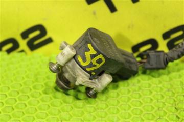 Фото запчасти датчик высоты дорожного просвета Lexus RX350 2014 контрактная запчасть Запчасть датчик высоты дорожного просвета Lexus RX350 2014