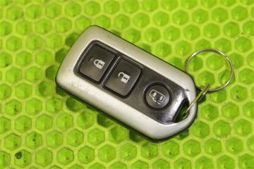 Запчасть ключ зажигания Toyota Sienta 2011
