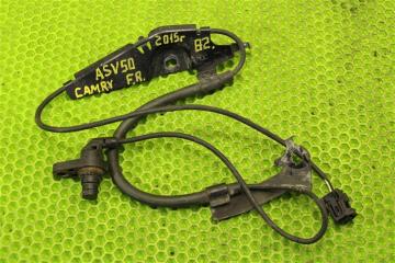 Датчик abs передний правый Toyota Camry 2015