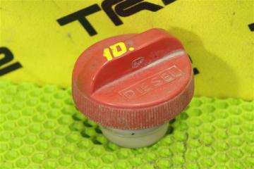 Крышка топливного бака Nissan Terrano 1998 контрактная Крышка топливного бака Nissan Terrano 1998