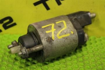 Втягивающее реле стартера Toyota Mark 2 1999