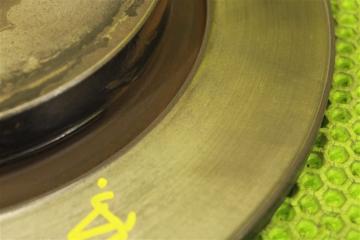 Диск тормозной задний Avensis 2014 ZRT272 3ZR-FE