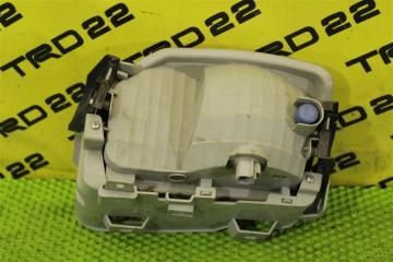 Повторитель поворота в бампер передний левый Toyota Prius ZVW30 2ZR-FXE