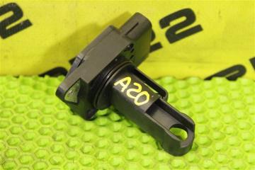 Запчасть датчик расхода воздуха Toyota Platz 2004