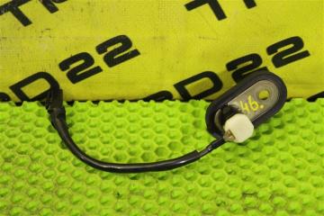 Запчасть датчик открытия двери Toyota Crown 2004