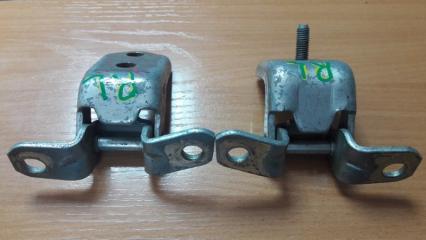 Петля двери задняя левая DEMIO 2004 DY5W ZY-VE Петля двери задняя левая DEMIO 2004 DY5W ZY-VE