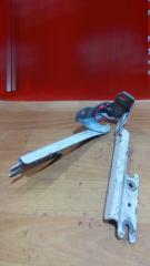 Запчасть петля капота MAZDA FAMILIA