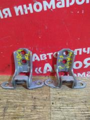 Фото запчасти петля двери передняя левая NISSAN MARCH 2011 контрактная запчасть Запчасть петля двери передняя левая NISSAN MARCH 2011