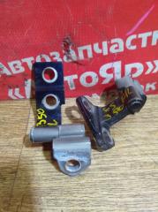 Запчасть петля двери задняя левая LEXUS GS350 2006.05 GRS191 2GR-FSE 6878030150 Б/У Петля двери задняя левая LEXUS GS350 2006.05 GRS191 2GR-FSE 6878030150 Б/У