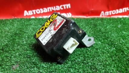 Блок управления дверьми TOYOTA PLATZ 2000