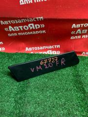 Запчасть накладка на крыло правая NISSAN NV200 10.2009