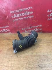 Запчасть патрубок воздушного фильтра TOYOTA AURIS 09.2012