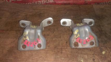 Запчасть петля двери задняя левая MAZDA FAMILIA 2002