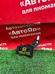 Запчасть кронштейн бампера задний правый TOYOTA HARRIER 07.2007