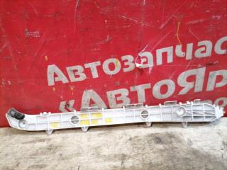 Кронштейн бампера задний правый TOYOTA VOXY 2010.08