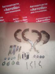 Запчасть тормозные колодки задние TOYOTA ESTIMA EMINA 1996