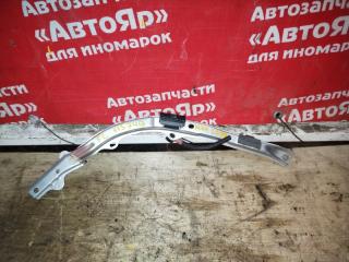 Запчасть планка под фару передняя левая TOYOTA KLUGER 2005