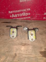 Фото запчасти петля двери передняя левая MAZDA CX-7 2010 контрактная запчасть Запчасть петля двери передняя левая MAZDA CX-7 2010