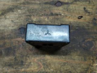 Реле PAJERO V24W 4D56-T Реле PAJERO V24W 4D56-T
